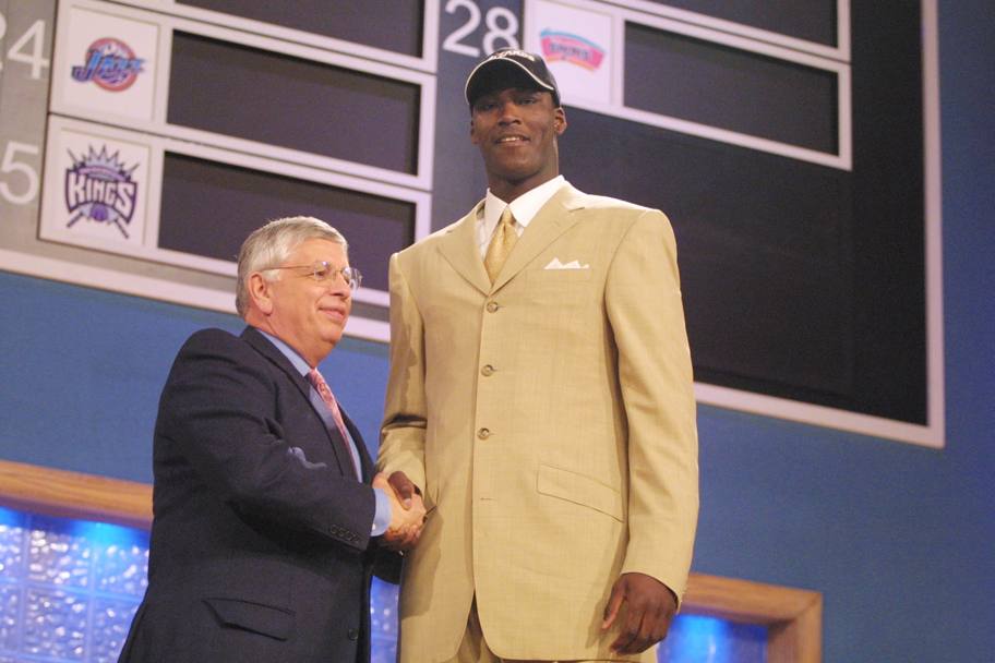 2001: Kwame Brown è la scelta di Washington e del suo g.m. Michael Jordan (NBA)
